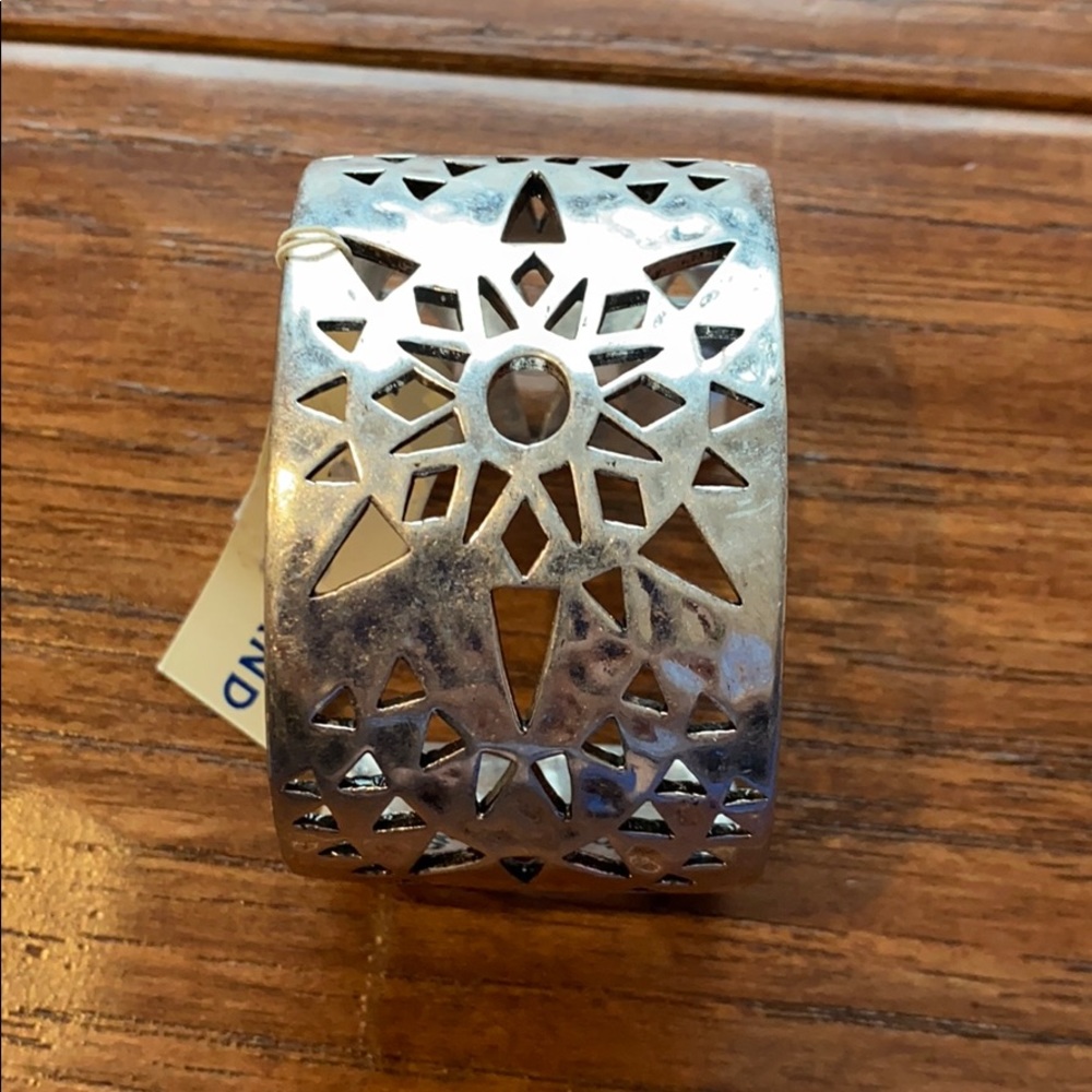 Lucky Brand Cuff Silver tone Metal Bracelet